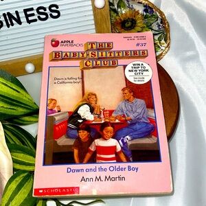 Dawn and the Older Boy (Baby-Sitters Club, No. 37) - Paperback
